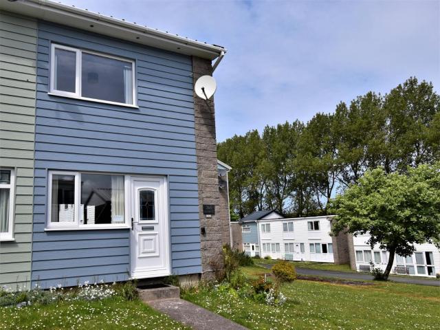 2 Bed in Freshwater East 88552