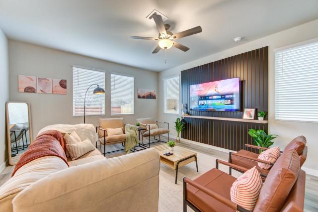 Modern Getaway Home - 3 Bedrooms 2,5 Baths - Houston, Bellaire, Katy, Richmond - Houston ChinaTown, Little Saigon, King Bed