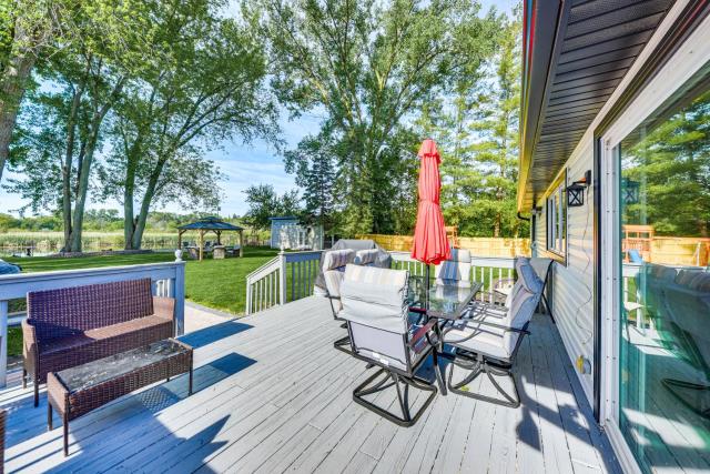 Lakefront Antioch Home with Dock, Kayaks and Game Room