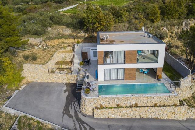 Luxury villa Astraeus 2 near Split, private pool