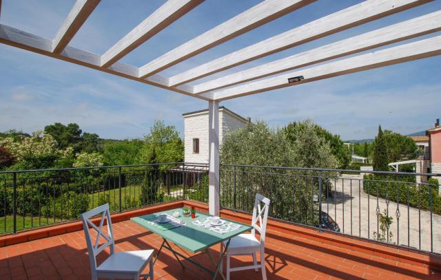 1 Bedroom Stunning Home In Marcelli Di Numana