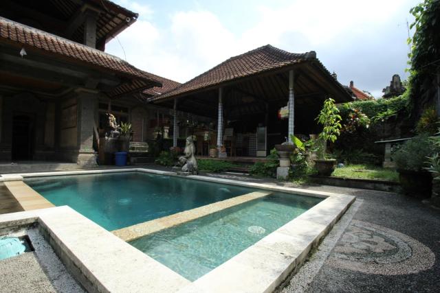 Belvilla Ratna Resort Ubud Palace