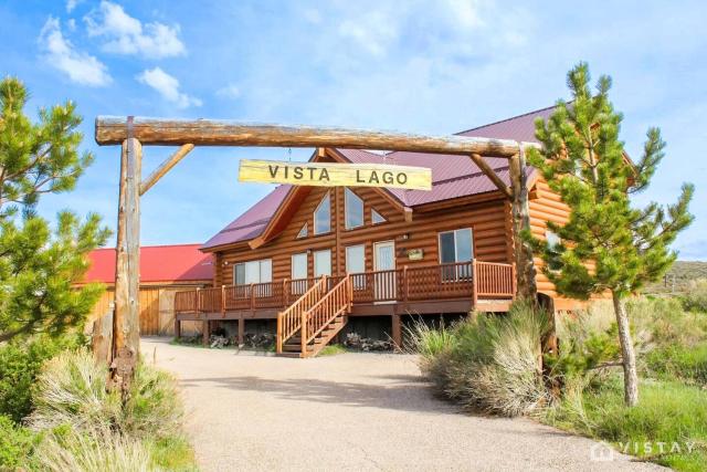 Vista Lago - With Lake Access!