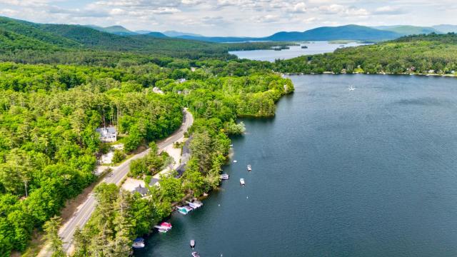 2 Bedroom Rental on Squam Lake (Unit 4)