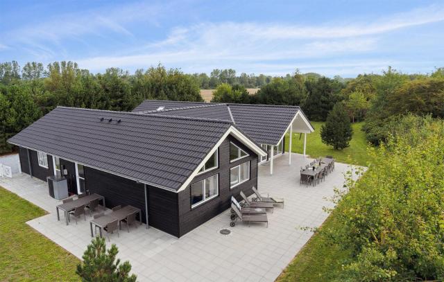 Stunning Home In Væggerløse With Indoor Swimming Pool