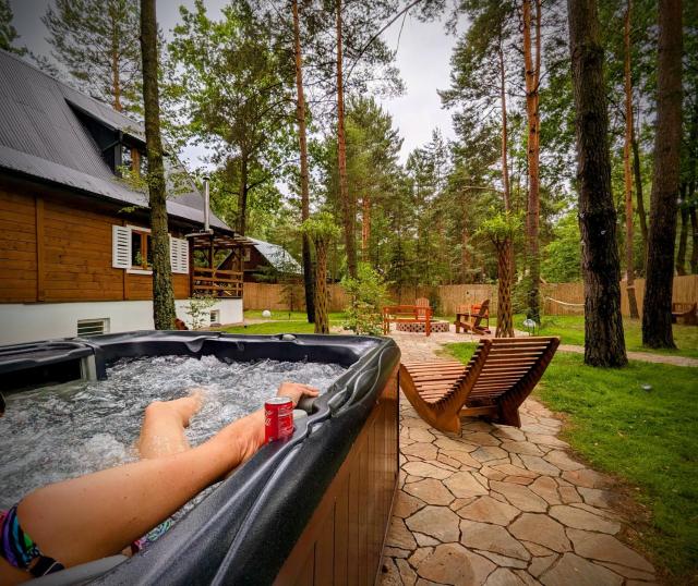 Szumiąca Sosna - Jacuzzi, Ognisko, Sauna, BBQ