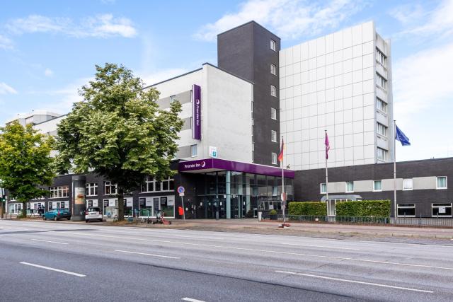 Premier Inn Hamburg City Alster