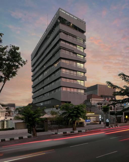 ARTOTEL Gajahmada Semarang