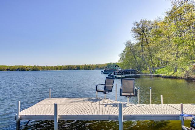 Spirit Lake Cabin with Boat and Kayak Rentals!