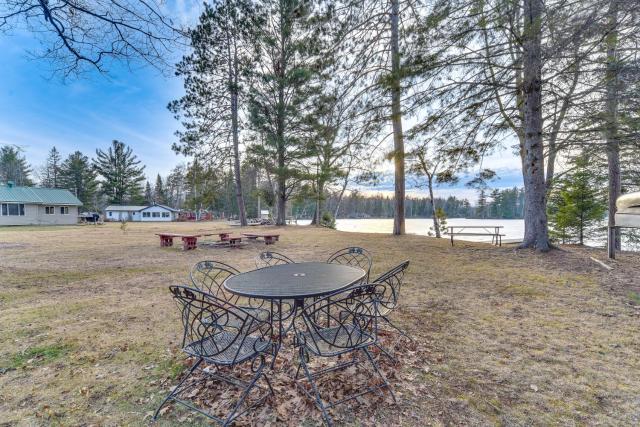 Pet-Friendly Couderay Cabin with Boat Dock and Grill!