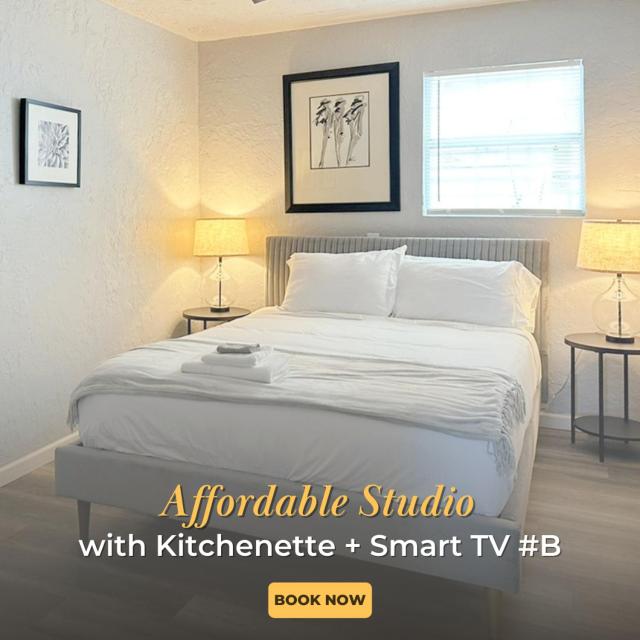 Affordable Studio With Kitchenette Smart Tv 32b