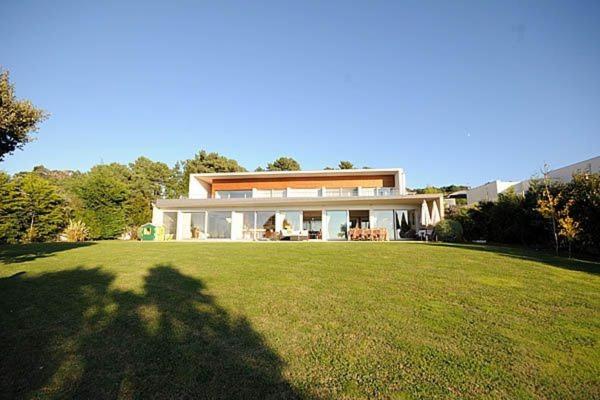 Tasteful Caminha Villa - 4 Bedrooms - Villa Laginhas - Modern Furnishings - Great Sea Views