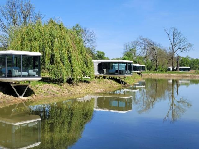 Pałac Wieniawskich - Luksusowe, Całoroczne Domki Glampingowe, Prywatna Balia, Park 10ha