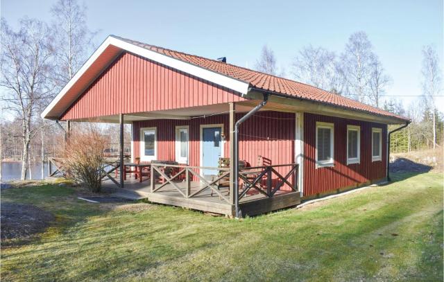 3 Bedroom Gorgeous Home In Holmsjö