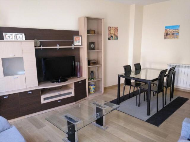 Elegant apartment in Briones 100 sqm with terrace and parking