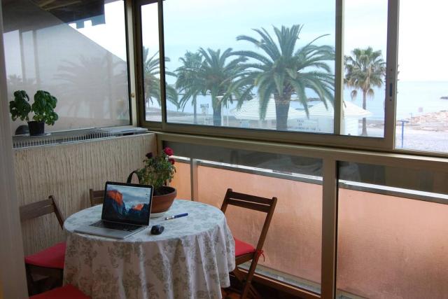 Appartement cosy a Saint Laurent du Var 27m² Terrasse