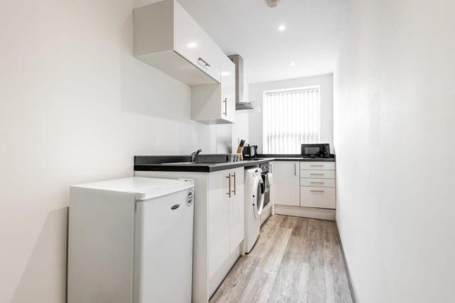 Contemporary Budget 1 Bed Apartment in Central Doncaster