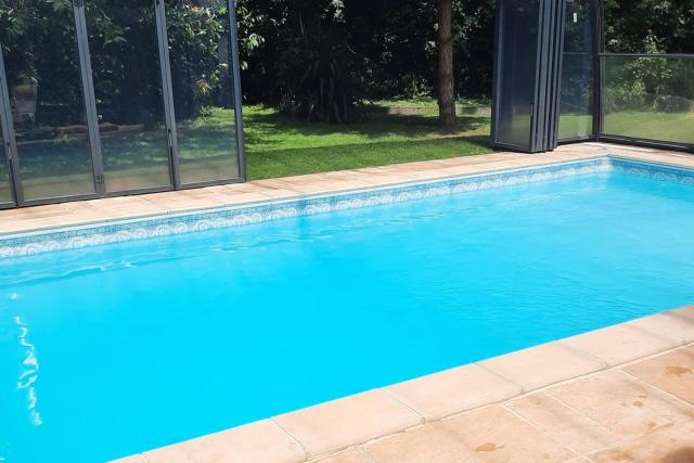 Spacieuse Villa a Firfol avec piscine privee et jardin