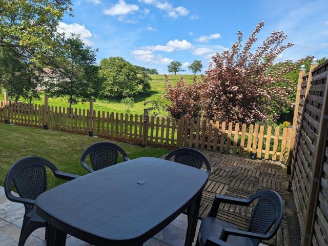 Gîte cosy en pleine nature avec terrasse, proche de Plombières-les-Bains - FR-1-589-644