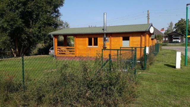 Blockhaus mit eigenem See