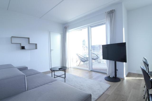 Fantastic 3-bed wbalcony in North Harbour