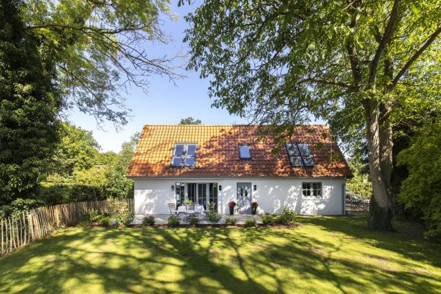 Paradies für die kleine Familie direkt am See