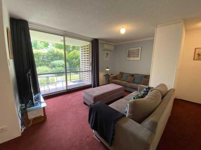 Quiet 2BR Apartment with Garden views in Griffith