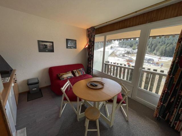 Studio pour 4 avec WiFi, balcon sud, proche pistes et commerces - FR-1-787-67