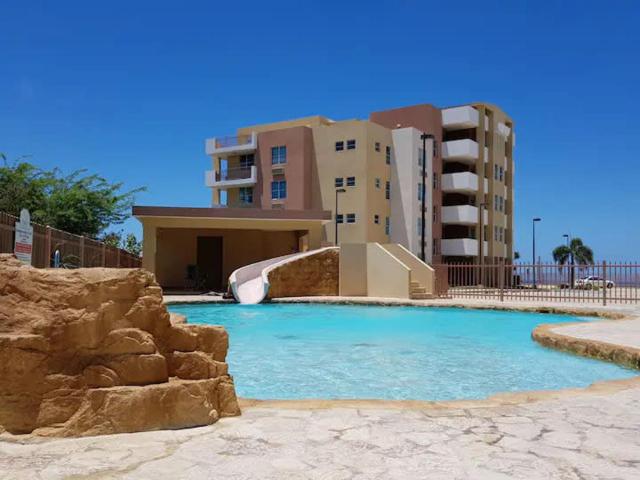 El Combate Oceanview Condo with Pool and Smart TV