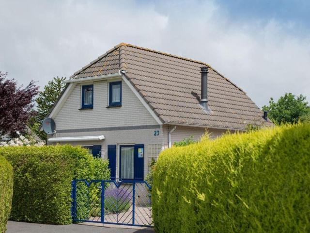 Grevelingen 23 Comfortable holiday residence