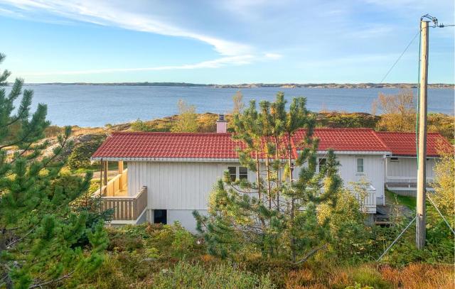 3 Bedroom Nice Home In Kvenvær