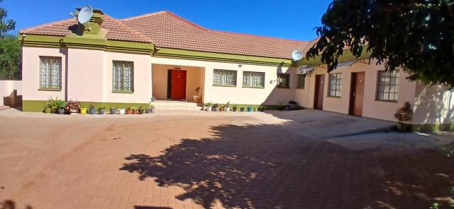 Thokgamo Bed and Breakfast