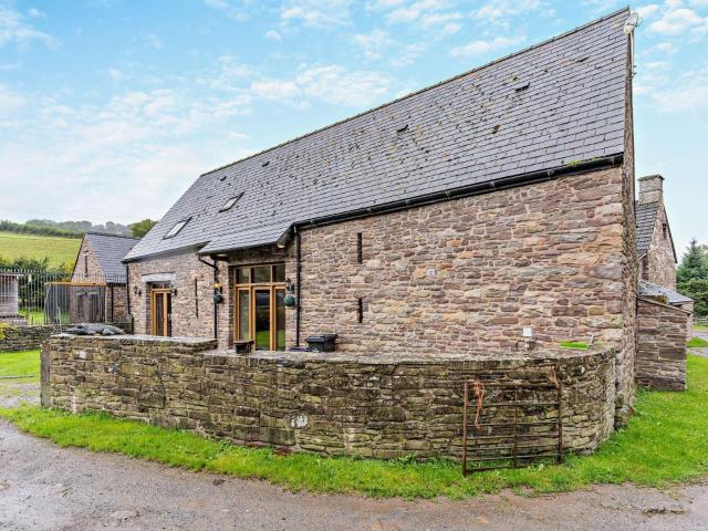 4 Bed in Crickhowell 50908