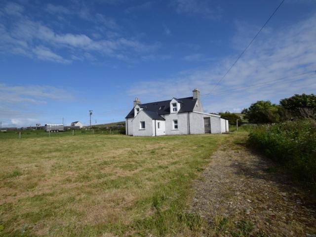 3 Bed in North Uist 77239