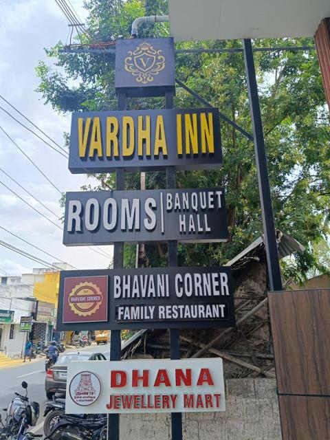 HOTEL VARDHA Inn