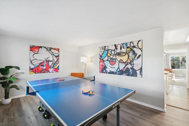 NEW • Modern • 4BR • Game Rm • Ping-Pong