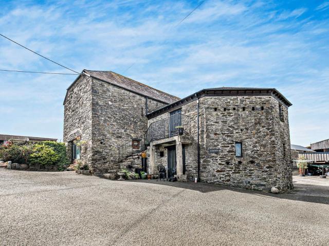 2 Bed in Looe TRERO