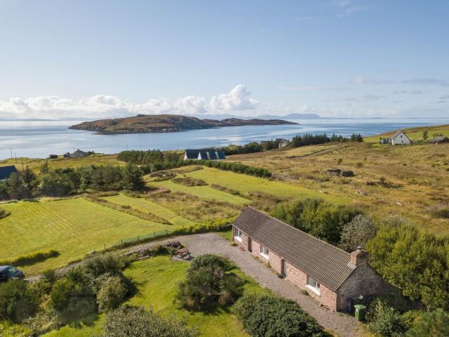 2 Bed in Gairloch CA137