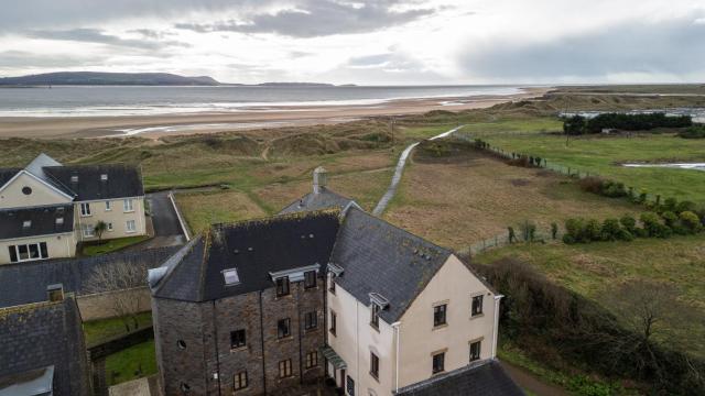 The Lookout, Burry Port