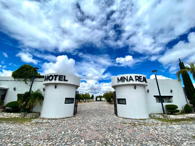 HOTEL MINA REAL