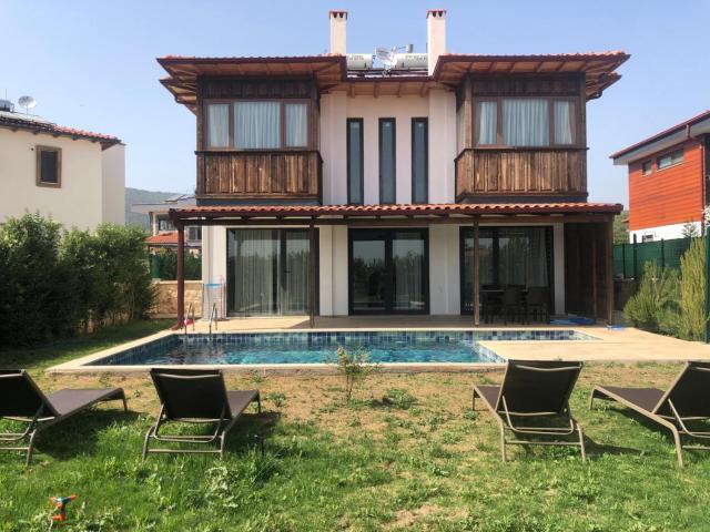 Derya Beach Agullu Villa 5