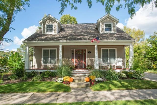 Tranquility Beach House - Beautiful cape cod style home just a short walk to Oak Street beach access