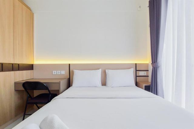 Best and Nice Studio at Sky House BSD Apartment near AEON Mall By Travelio