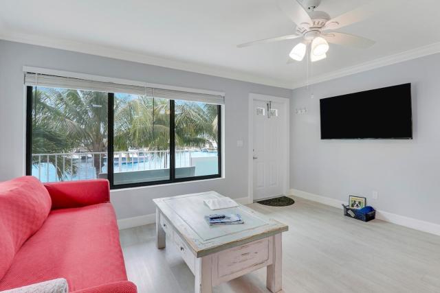 Sailfish Suites - 12 - waterfront lodging