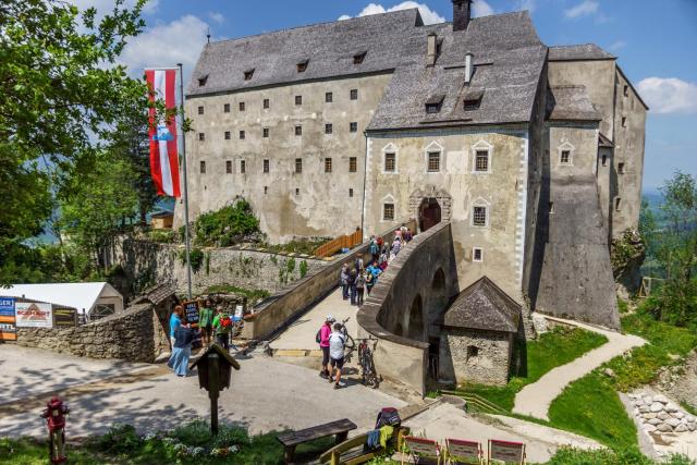 Burg Altpernstein