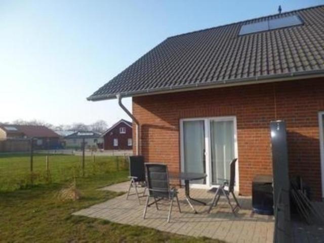 Ferienhaus in Hoben mit Grill und Terrasse