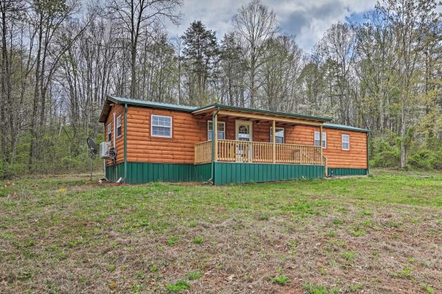 Cozy Bidwell Cabin with Deck Trail and Creek Access!