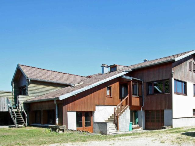 Gîte familial avec salle de jeux, cheminée, terrasse et proche de sites touristiques - FR-1-589-186