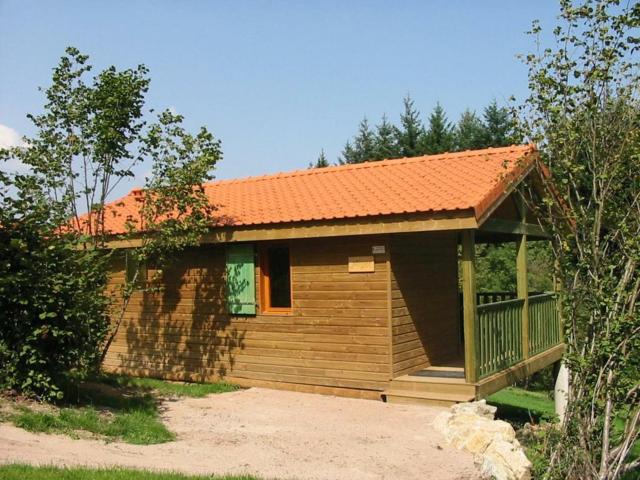 Chalet familial tout équipé avec terrasse, au cœur des Monts de la Madeleine, proche La Loge des Gardes - FR-1-496-245