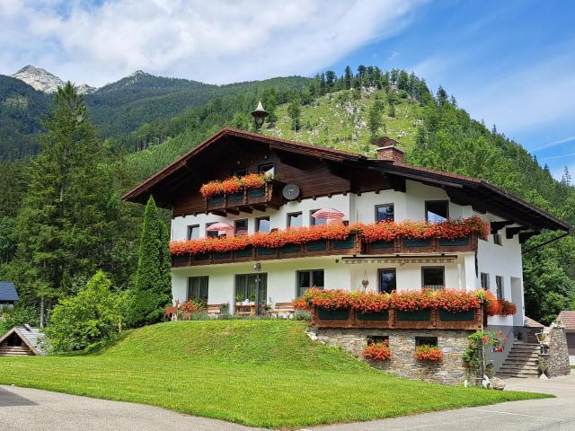 Hotel garni Landhaus Bürtlmair